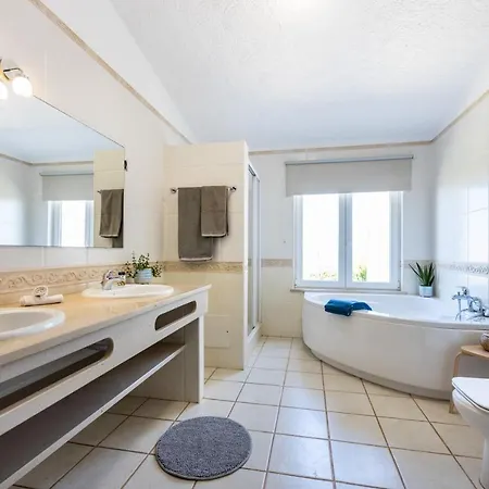 Casa Agatha Villa *